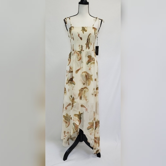 Vince Camuto Smocked Chiffon Faux Wrap Semi-Sheer Adjustable Tie Dress - Picture 2 of 5